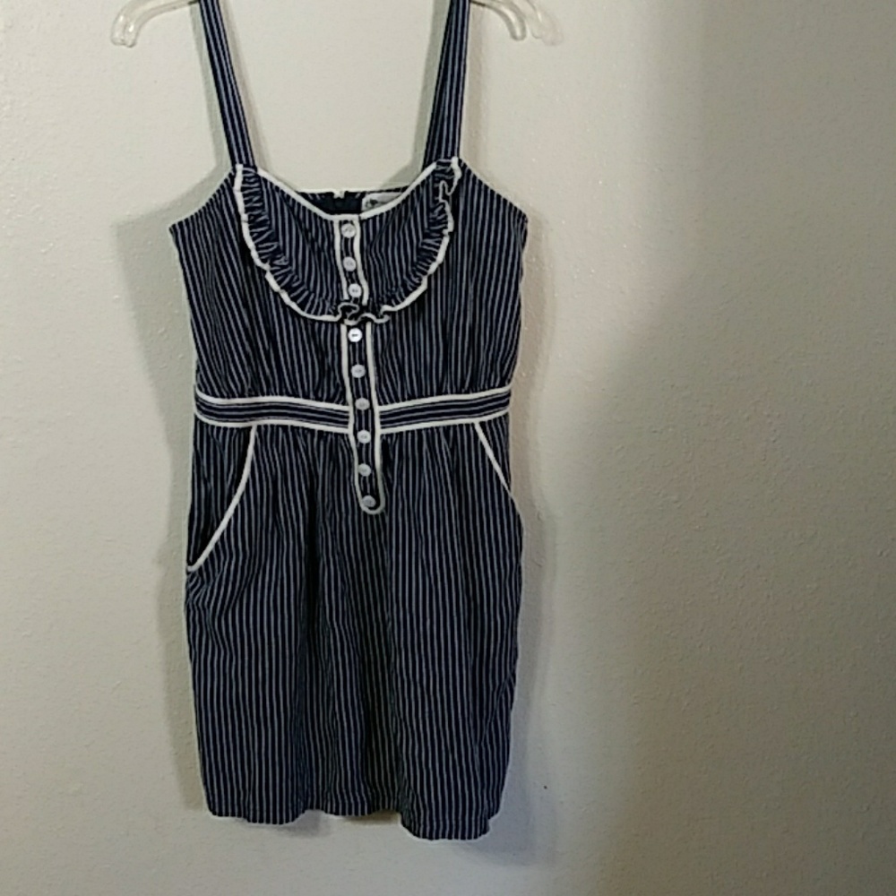 Tikirani dress